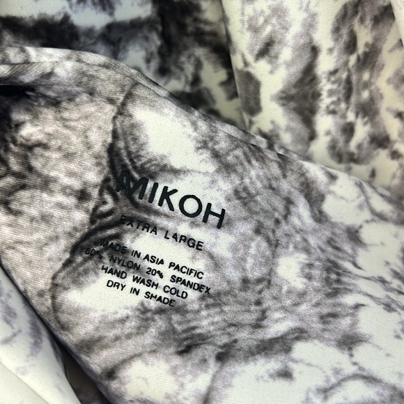 Mikoh crochet high neck halter one piece swimsuit. XL. Grey marble tie dye. - Picture 8 of 8